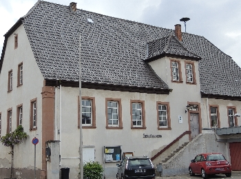 Pfalzhof mit Hocheingang